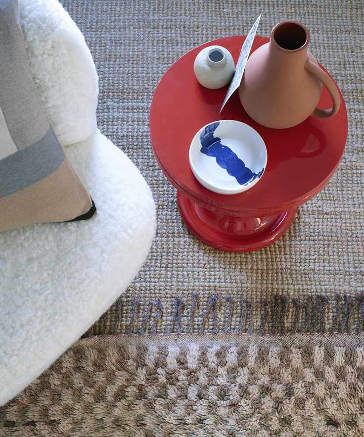 Decorating with primaries - red side table in living room