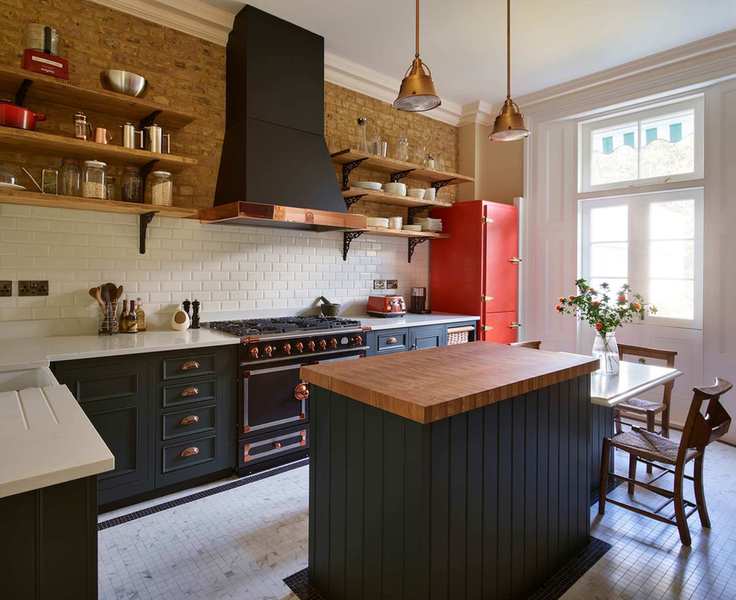 Country kitchen ideas -3-Harvey-Jones-Original