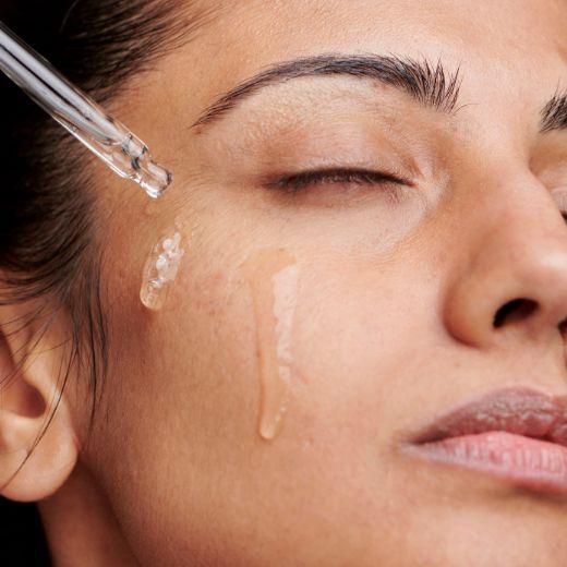 fresh-skincare-intro-blog-4-1-.jpg Woman applying serum to face