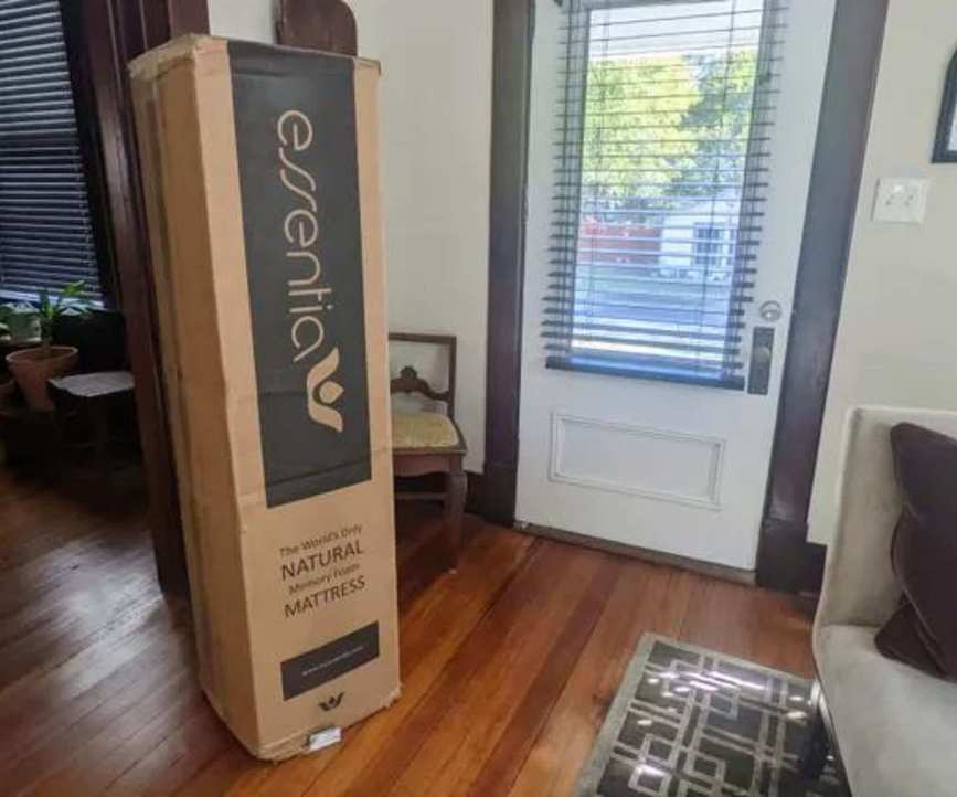 Essentia Classic REM5 Mattress in its box