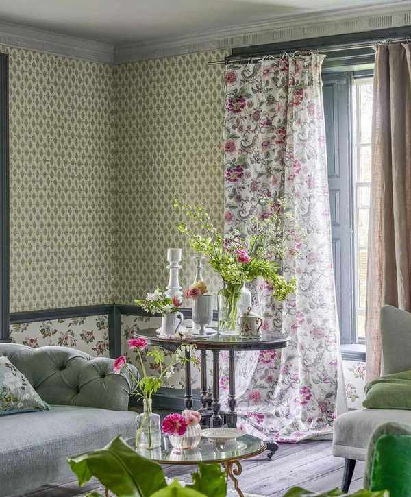 Designers Guild English Heritage fabrics and wallpapers, curtains in Piccadilly Park floral fabric