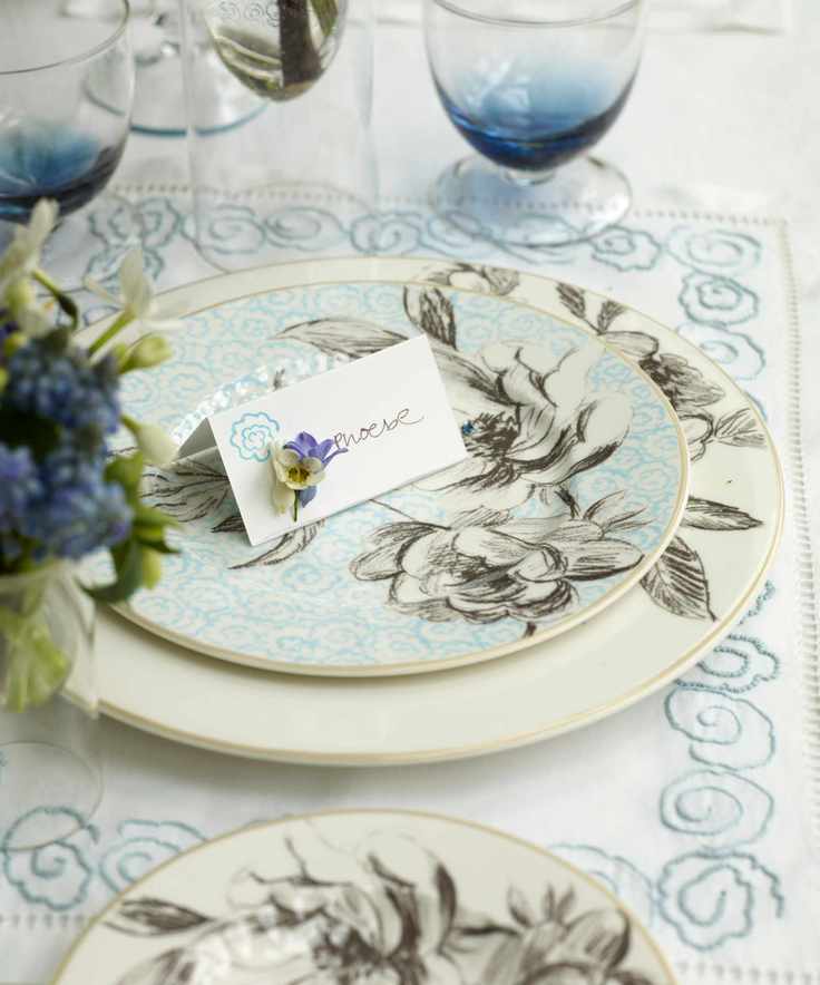 Easter table decorations