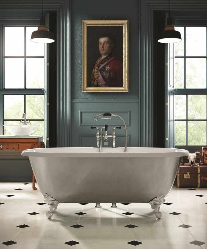 Freestanding baths