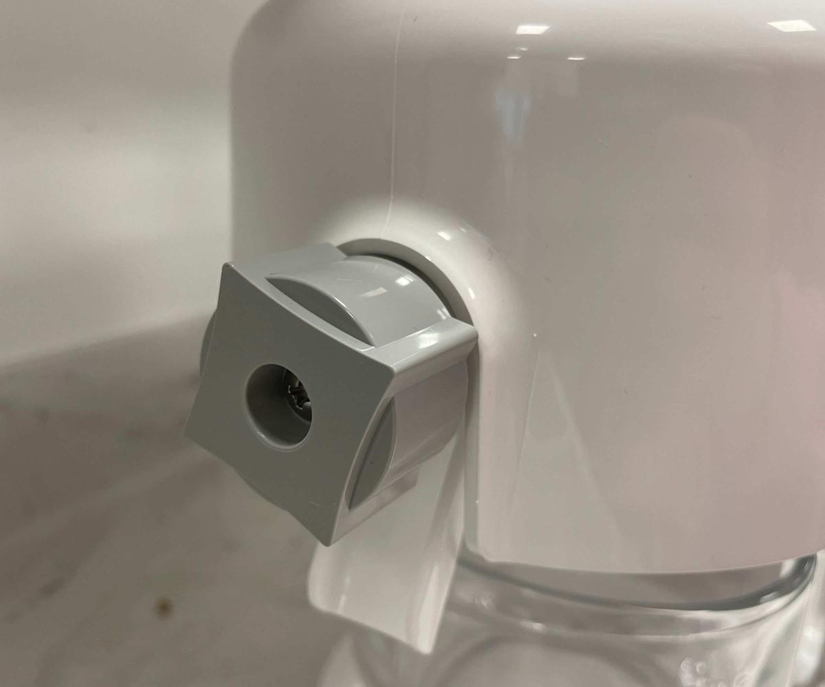 Tribest GreenStar 5 Juicer juicing knob