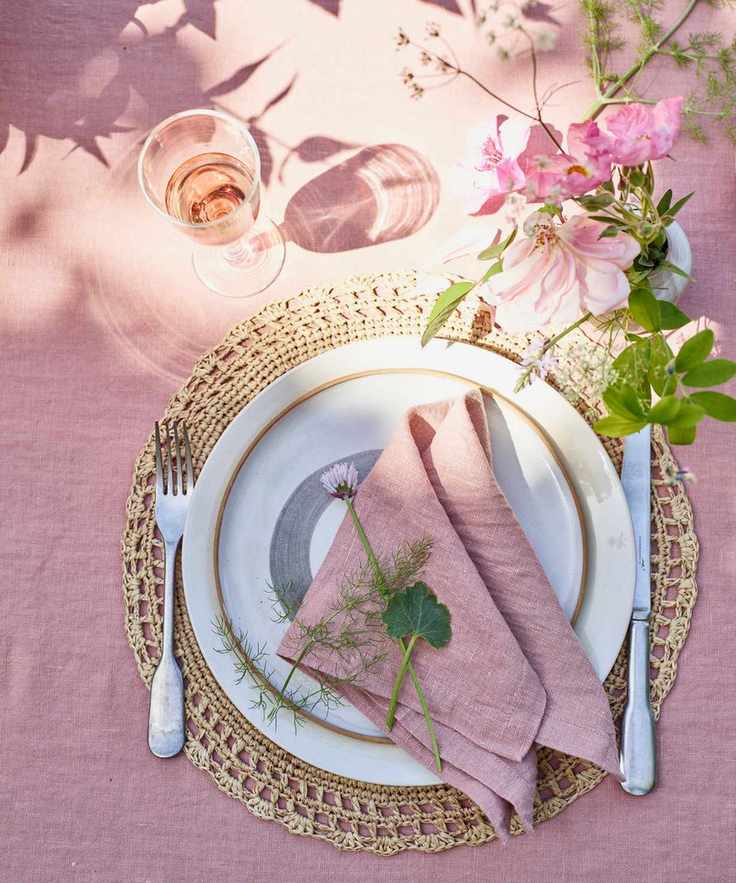 dining table styling