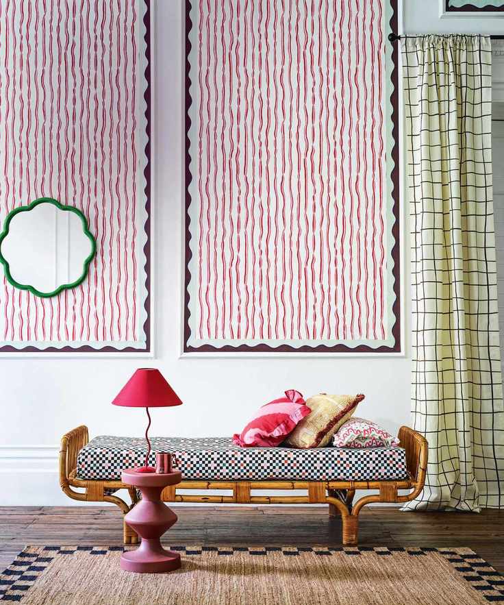 Compact daybed with artistic decor