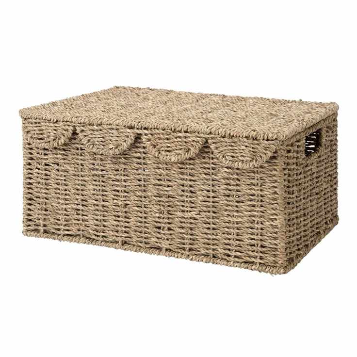 Scalloped rattan storage box with lid