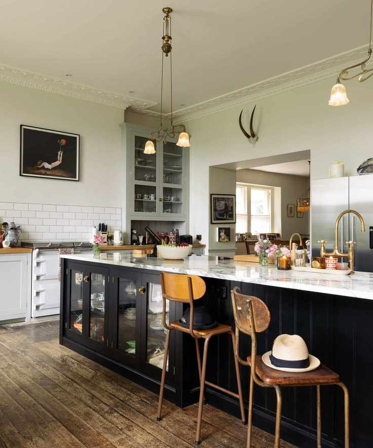 White kitchen with large kitchen island