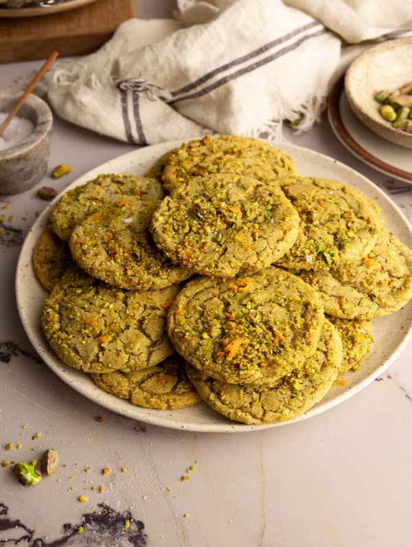 orange cardamom pistachio cookies