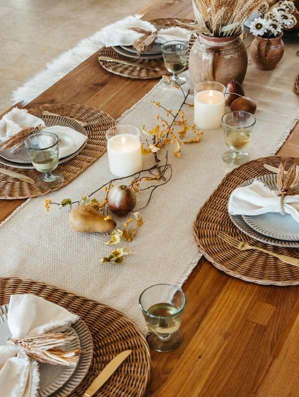 modern thanksgiving table_thanksgiving potluck recipes
