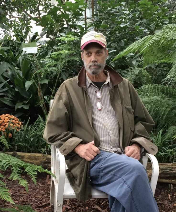 Neal Peterson from Peterson PawPaws