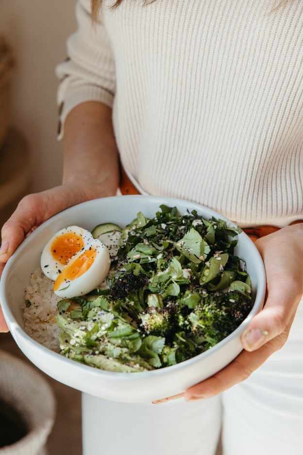 nourish bowl, veggie bowl, grain bowl, healthy lunch_gut health habits