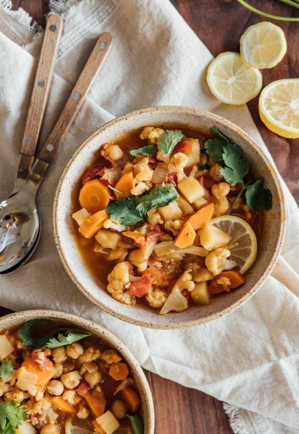 One-Pot Vegetarian Moroccan Stew_vegan comfort food recipes
