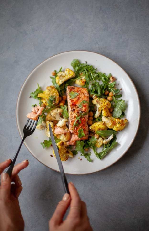 broiled salmon with curried cauliflower