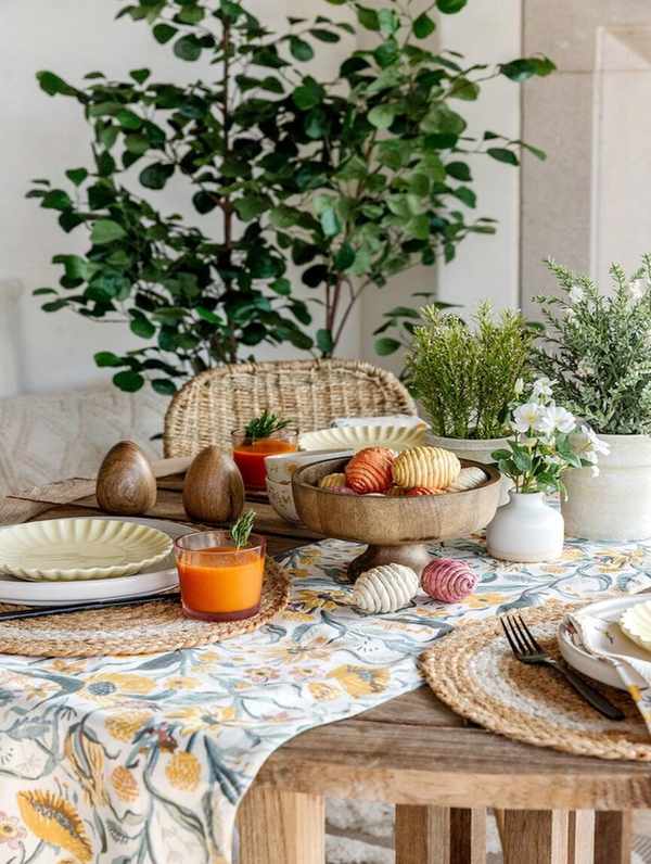 easter table set outside_easter brunch ideas