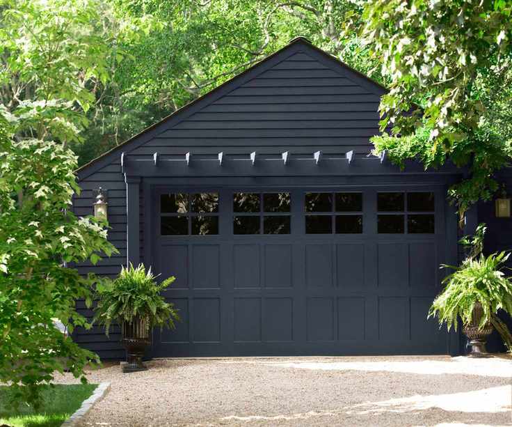 Garage painted in Hale Navy