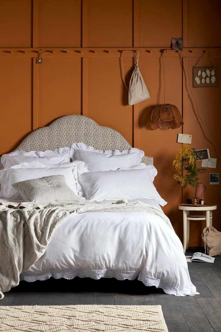 Terracotta bedroom walls