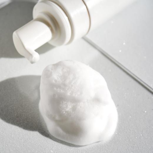 Image of foaming cleanser