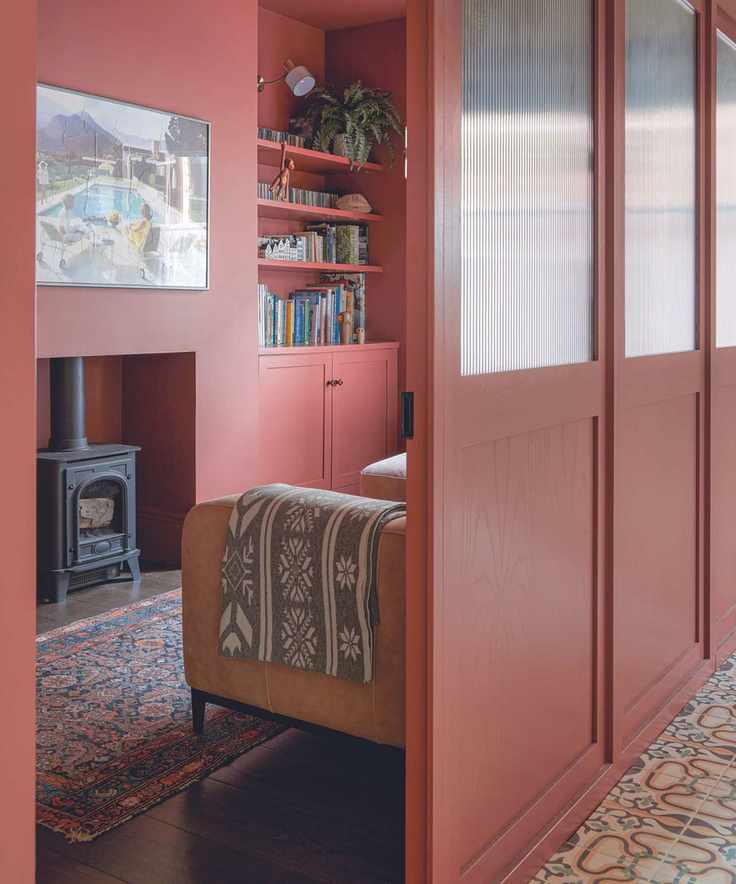 Living room in terracotta with stove