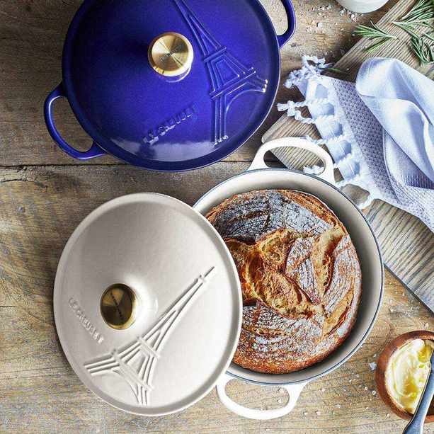 Christmas sales on Le Creuset at Sur la Table