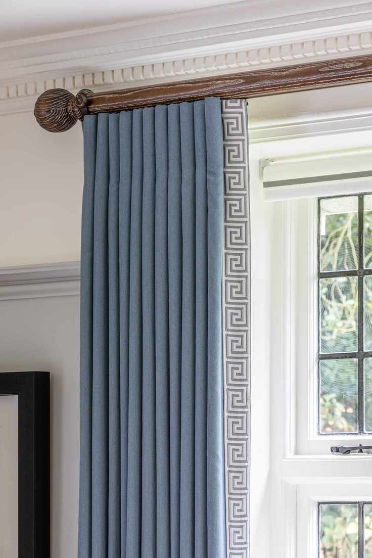 Curtain