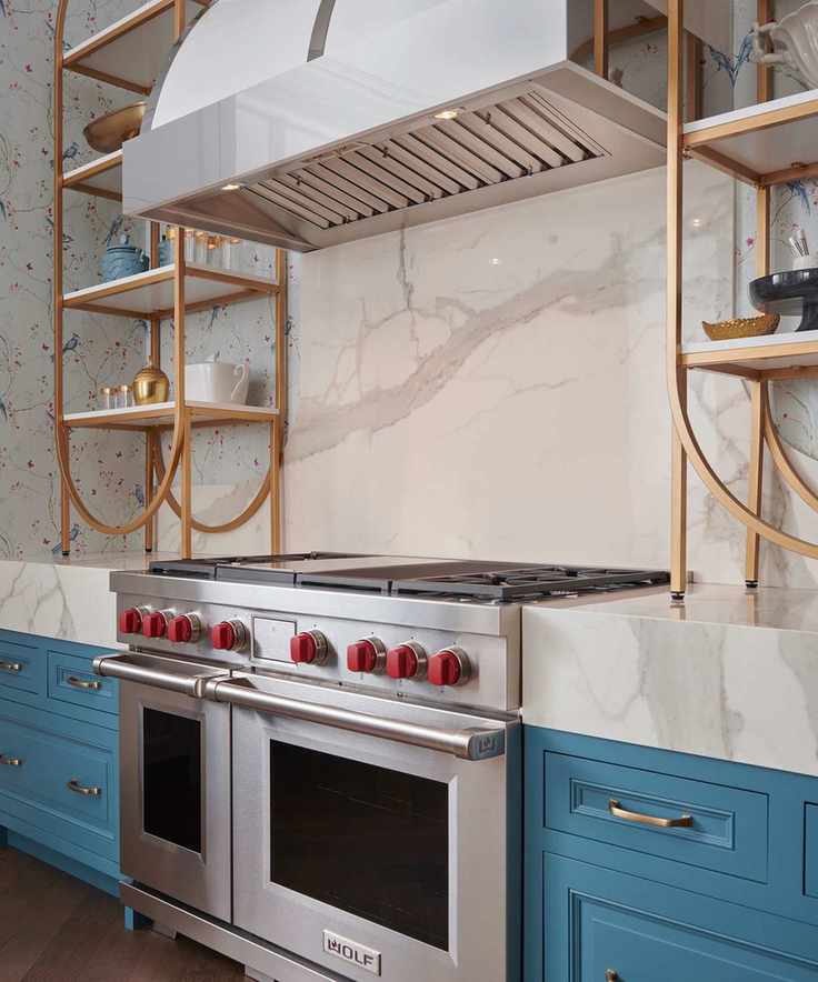 Chef's kitchen ideas with open shelving