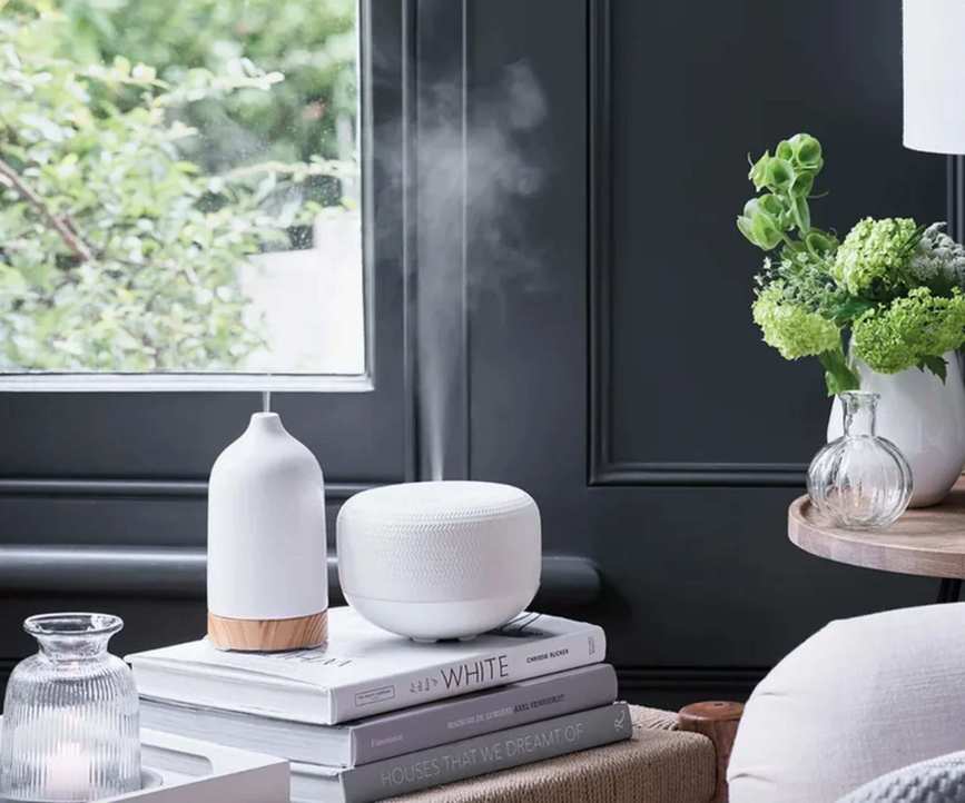 Essential oil diffuser