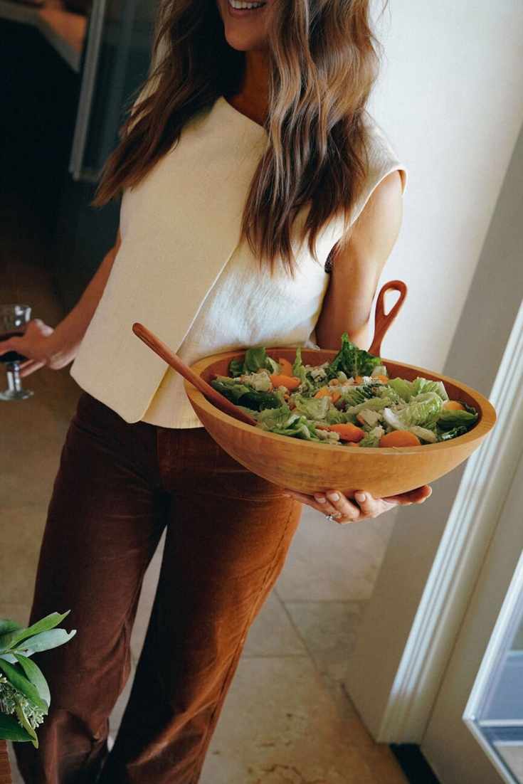 little gem salad with persimmon and gorgonzola