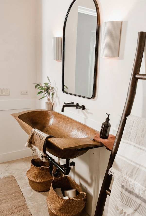 Rustic bathroom sink DIY project