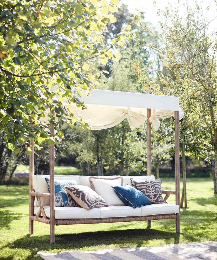 OKA daybed