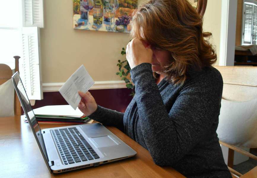 Break Free from Living Paycheck to Paycheck with These Strategies