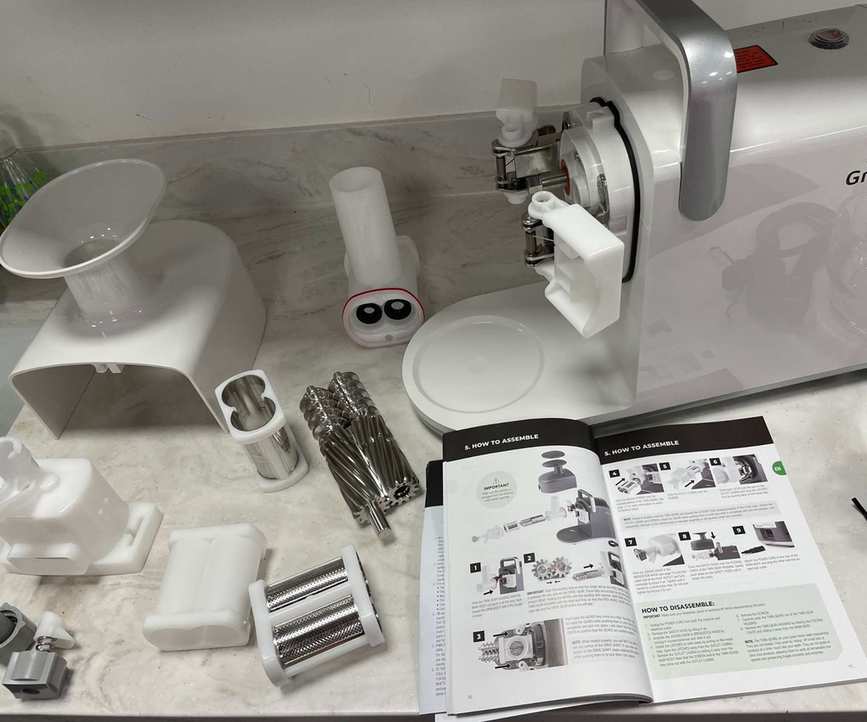 Tribest GreenStar 5 Juicer disassembled