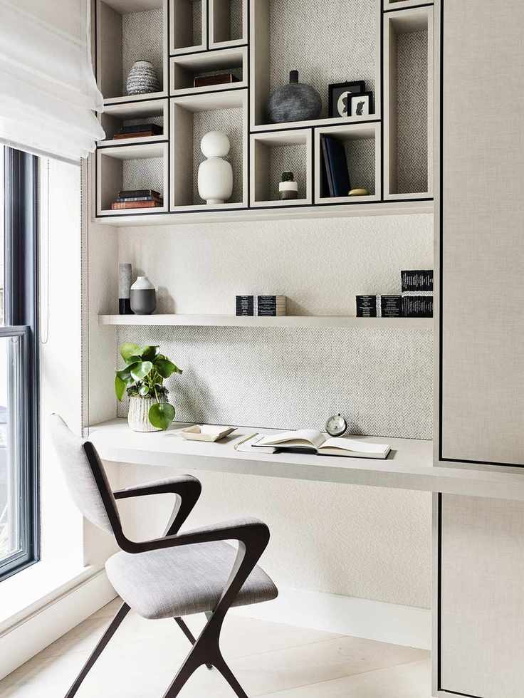 Gunter & Co fitted desk