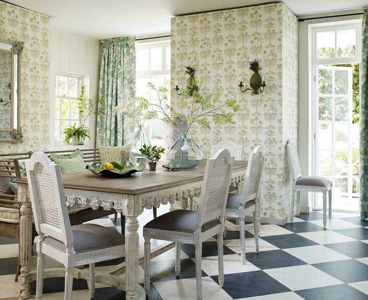 Elegant French dining room