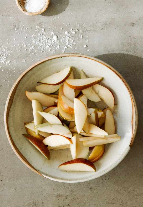 pears in sharing bowl, winter produce, fruit
