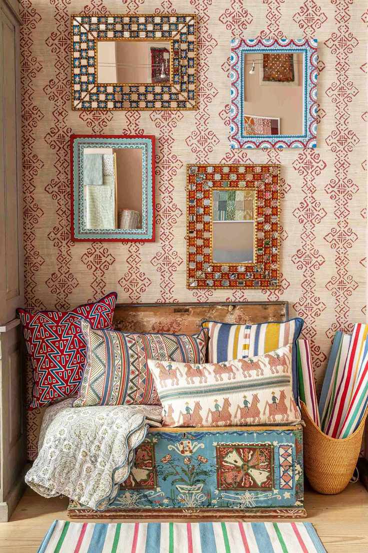 Folk-inspired mirror