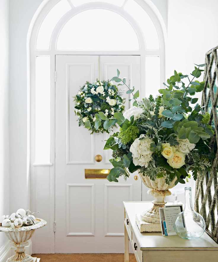 Simon Lycett floral arrangement in hallway