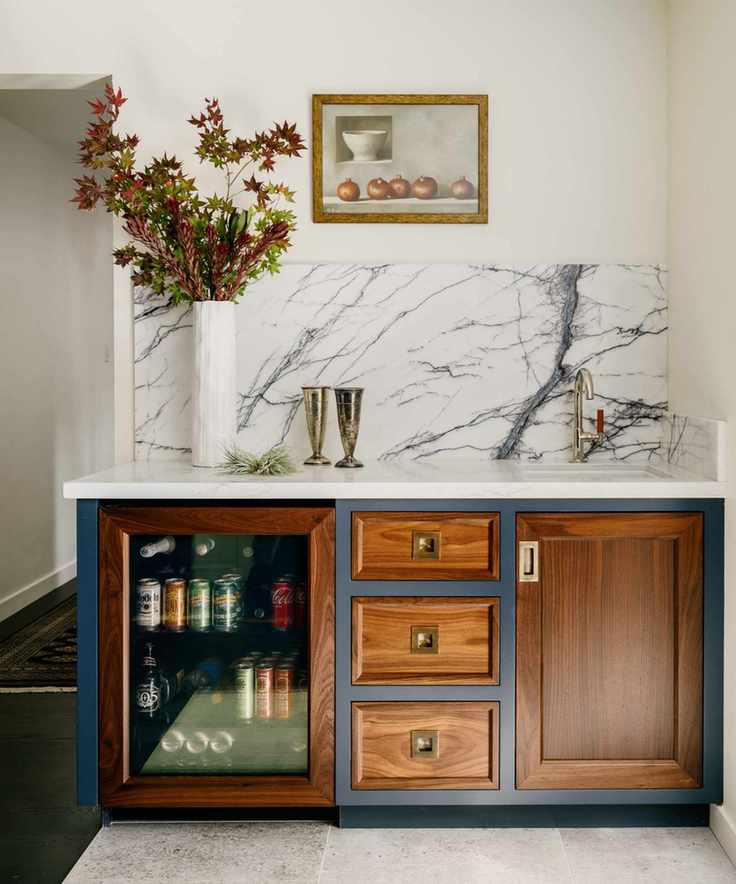 Cabinet accents painted in Hale Navy