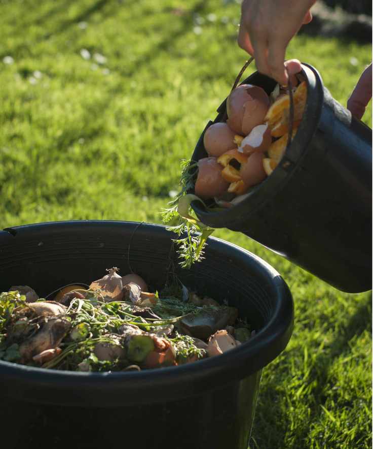 DIY compost bin