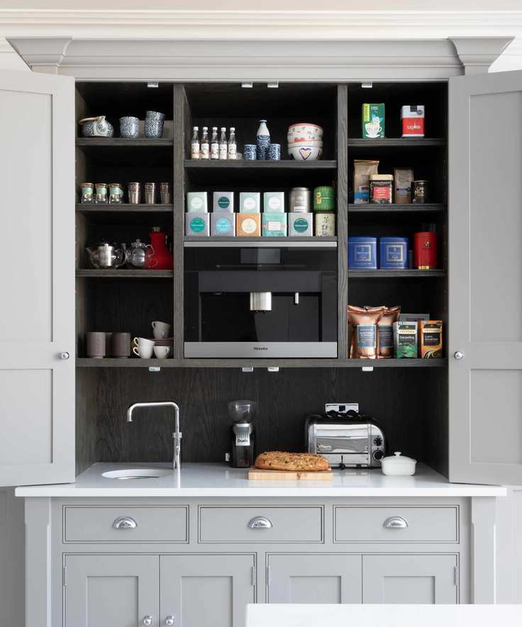 Appliance garage in a kitchen