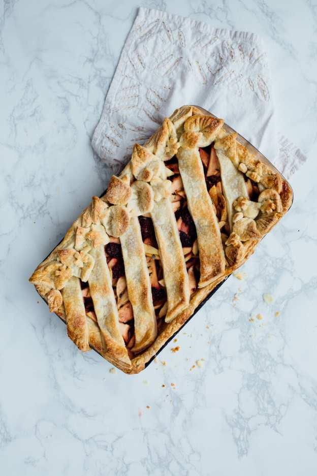 Create Stunning Pie Crust Designs for Thanksgiving Festivities