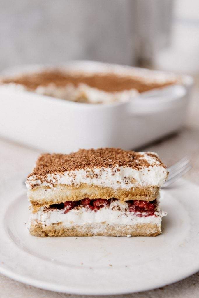raspberry tiramisu_mother's day desserts