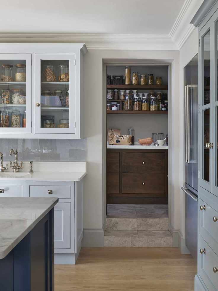Walk-in pantry