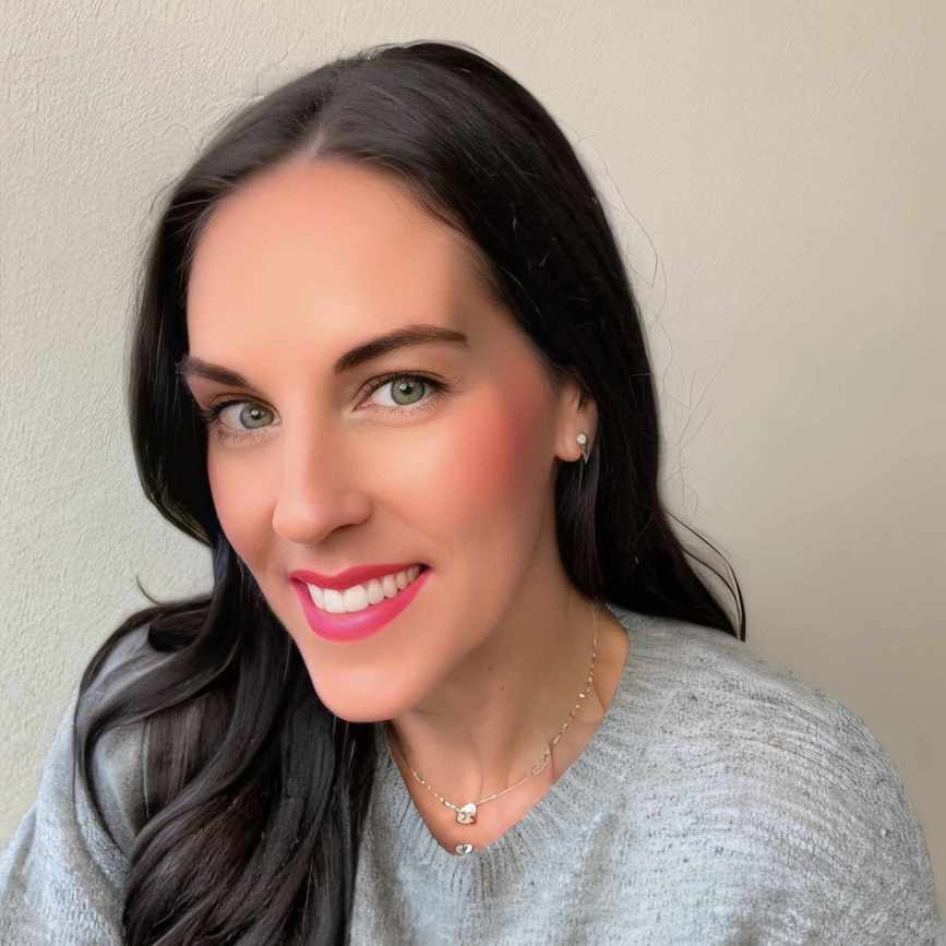Christy Conoly headshot