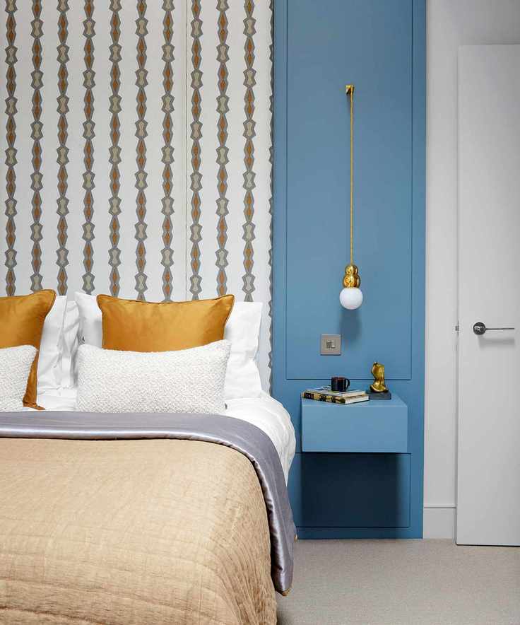 Small bedroom ideas with painted wall