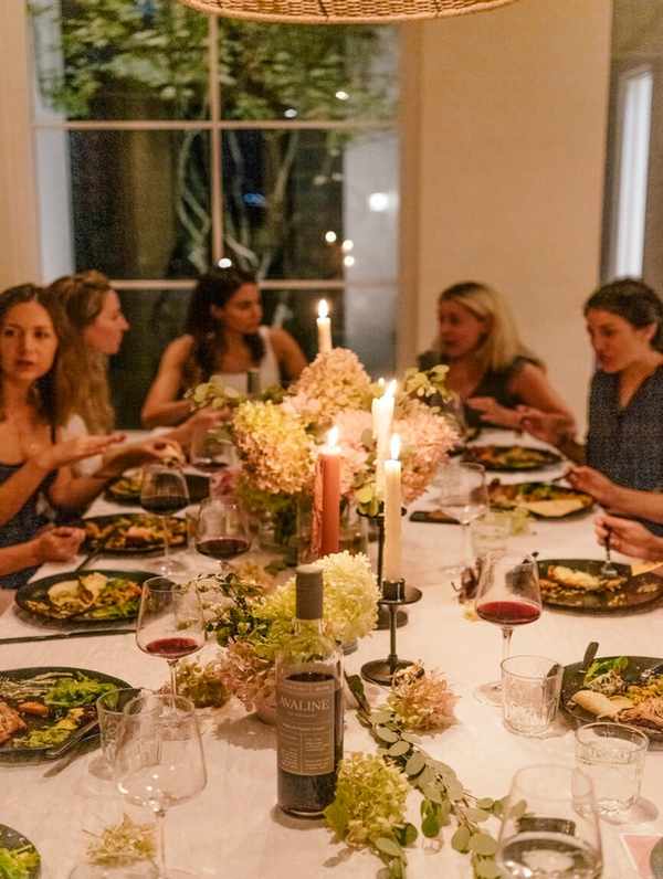 tips for small space dinner parties