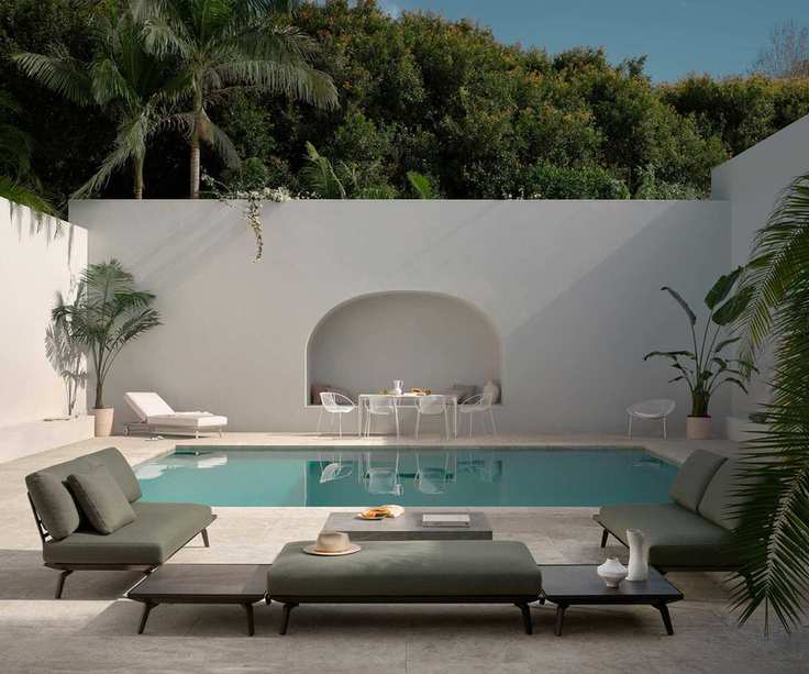 pool in courtyard