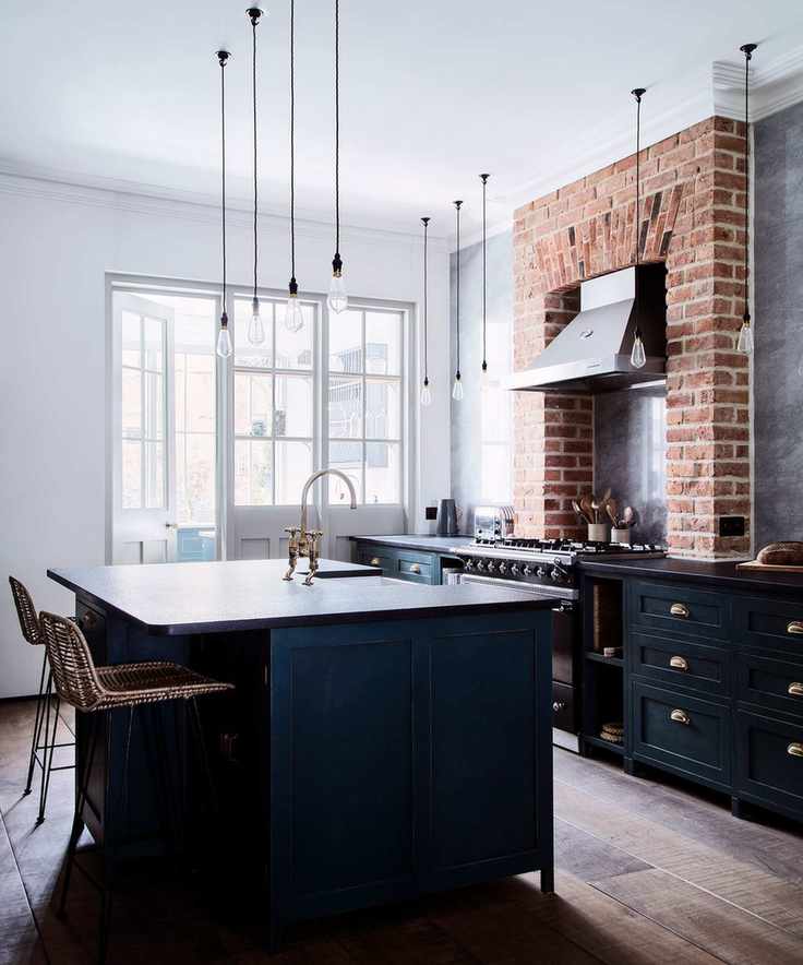 Farmhouse-kitchen-lighting-ideas-8-Havwoods