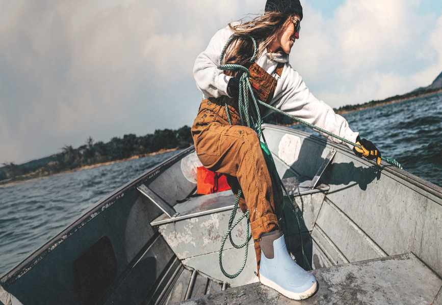 Stepping Into Comfort: The Best All-Weather Boots of 2023
