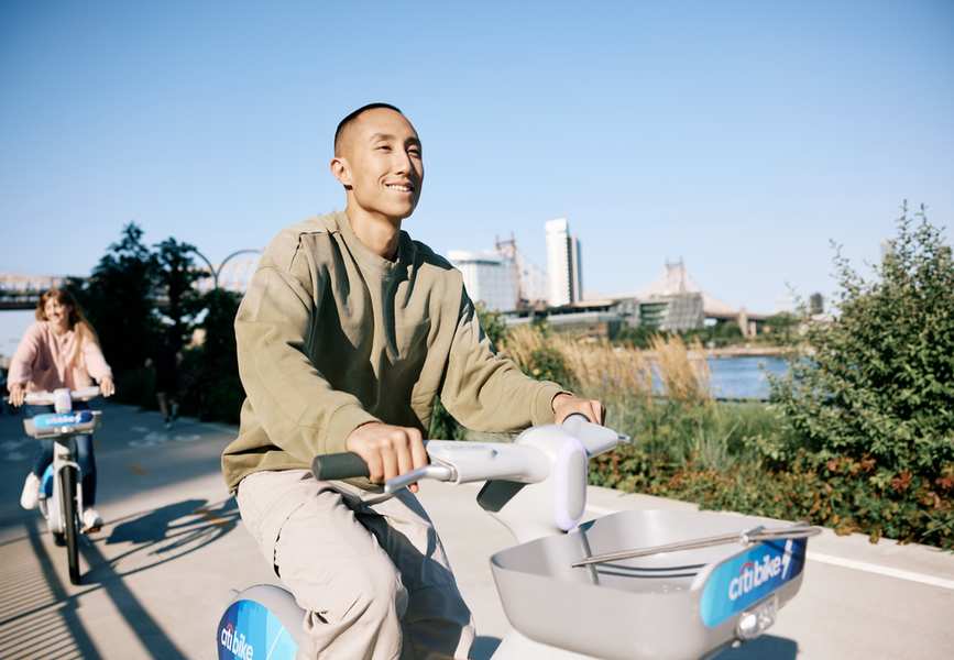 Exploring NYC on Two Wheels: 12 Smart Tips for Citi Bike Users